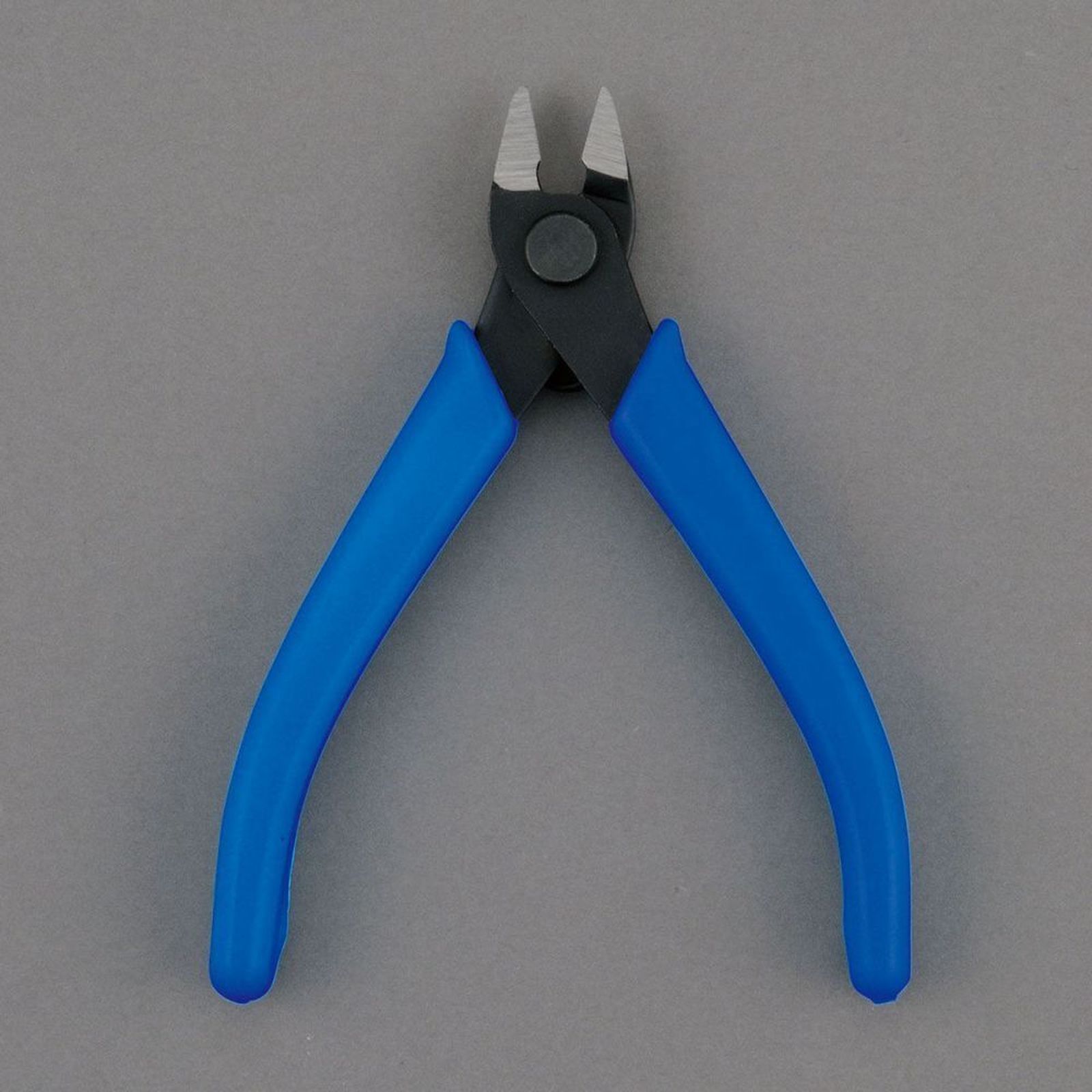 Bandai hobby nipper blue