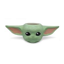 Pyramid the mandalorian baby yoda