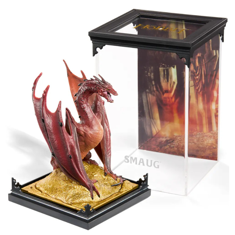The noble collection bilbo el hobbit diorama smaug