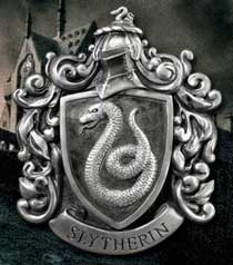 The noble collection harry potter casa slytherin resina 20 x 28 cm